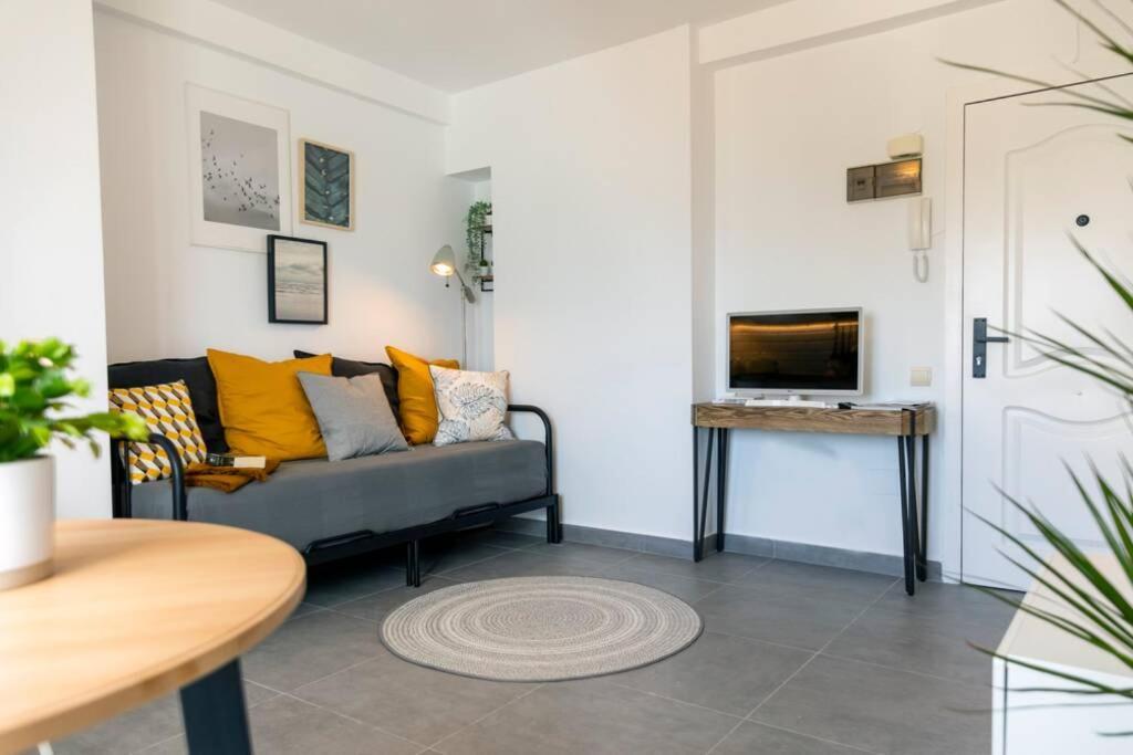 Beachfront Apartment Near Marbella Sitio de Calahonda Eksteriør bilde
