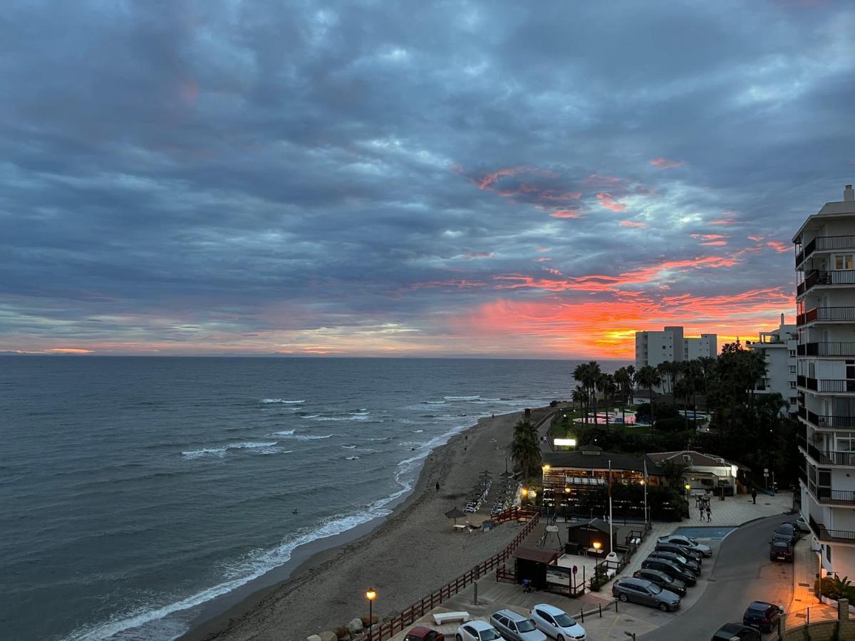 Beachfront Apartment Near Marbella Sitio de Calahonda Eksteriør bilde